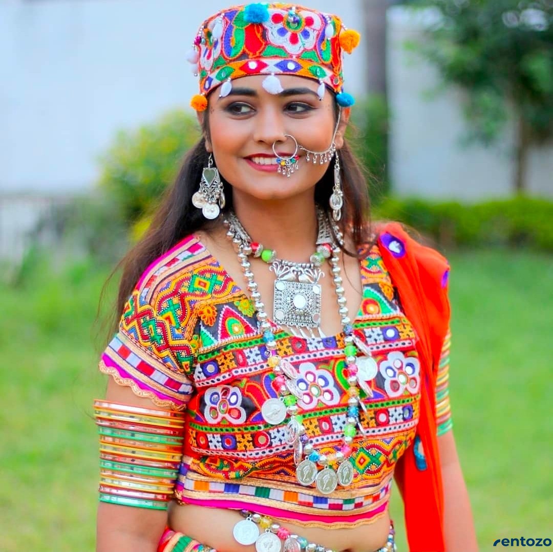 Garba Dance Chaniya Choli Fancy Dress Costume For Girls at Rs 999/piece in  Greater Noida